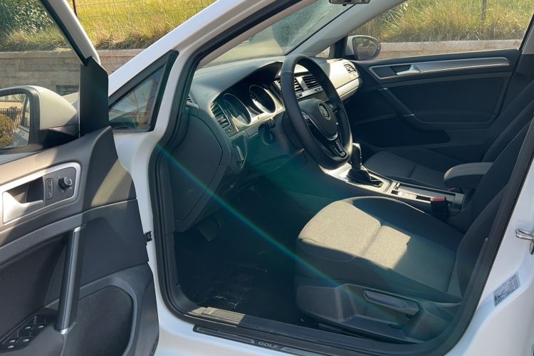 Used Volkswagen Golf 2020 200TSI DSG Comfortable and Ambitious Edition