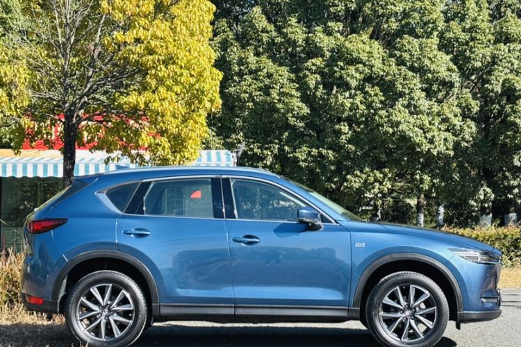 Used Mazda CX-5 2017 2.5L Automatic 4x4 ZhiZun Version China V Standard
