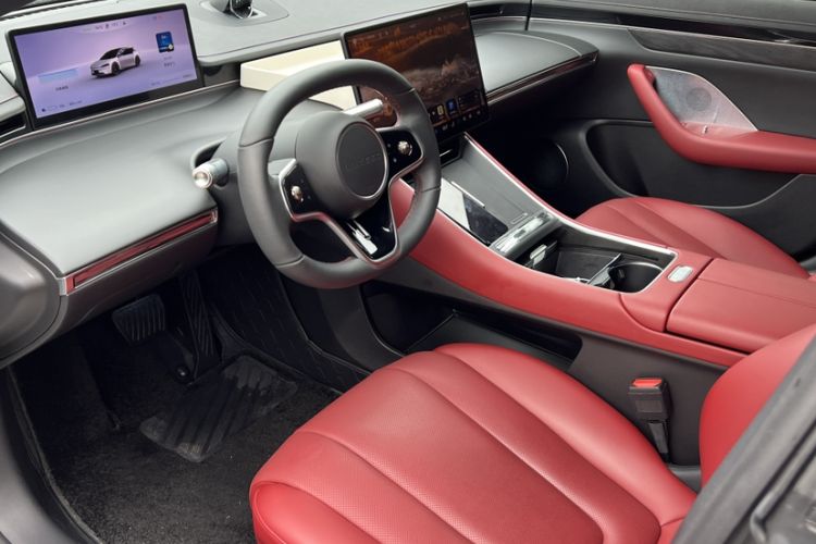 Used Hima Luxeed S7 2024 Max RS
