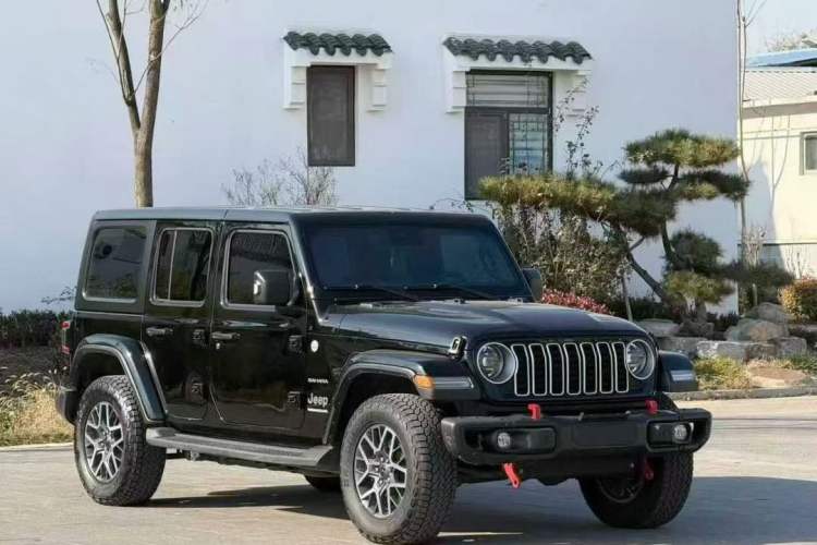 Used  Wrangler 2024 2.0T Sahara Four-Door Edition
