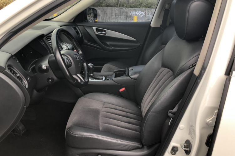 Used Infiniti QX50 2015 2.5L Comfort Edition