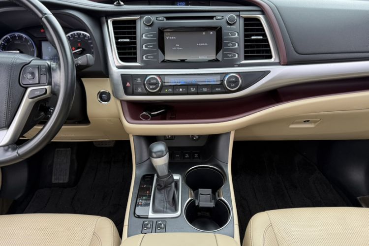 Used Toyota Highlander 2015 2.0T Four-Wheel Drive Luxury Edition 7-Seater
