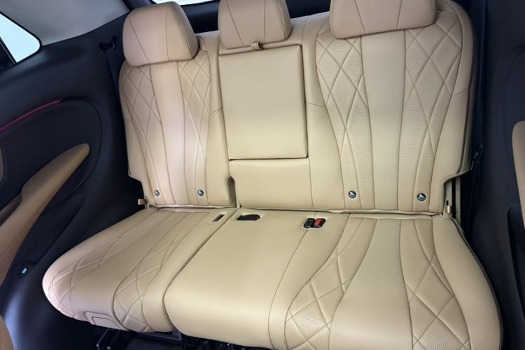 Used Denza D9 2024 DM-i 980 Four-Wheel Drive Prestige Model