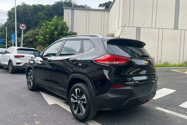 Used Chevrolet Trax 2019 325T Automatic Fun Edition China VI Standard
