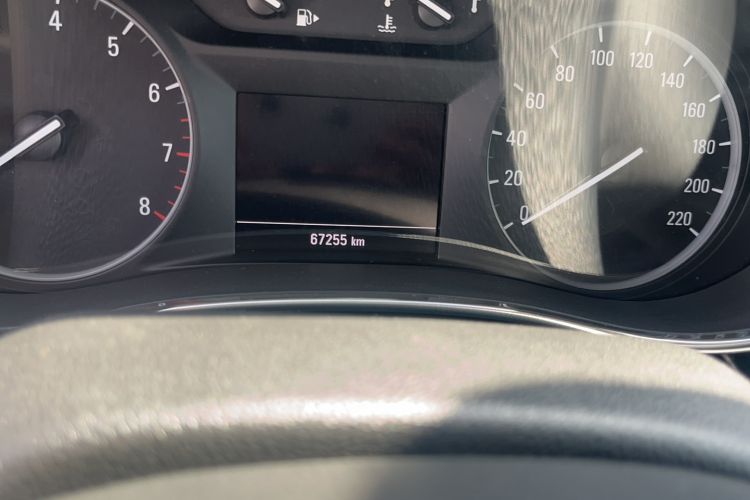 Used Buick Encore 2018 18T Automatic Two-Wheel Drive Urban Leading Model
