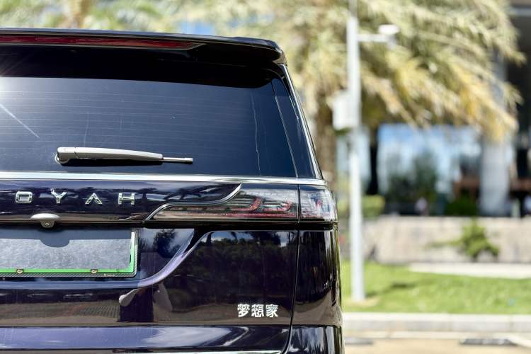 Used VOYAH Dream 2024 PHEV Ultra-Long Range Flagship Edition
