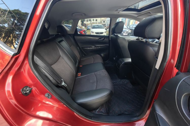 Used Nissan Tiida 2011 1.6L CVT Smart Version
