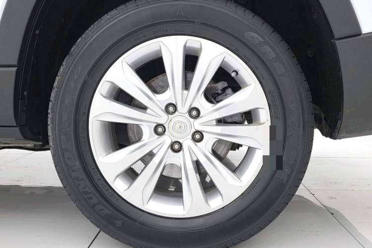 Used Changan CS95 2017 2.0T Two-Wheel Drive Zhiyuan Edition
