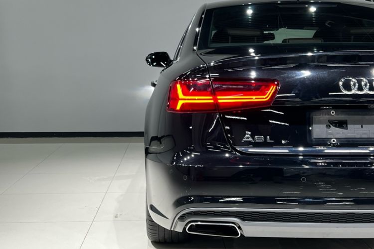 Used Audi A6L 2018 30th Anniversary Edition 45 TFSI quattro Sport model
