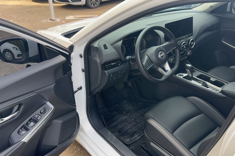 Used Nissan Sylphy 2023 Revised 1.6L CVT Enjoyment Edition
