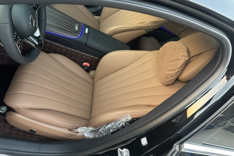 Used Mercedes-Benz E-Class 2025 Facelift E 300 L Luxury Edition
