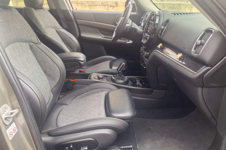 Used  Countryman 2019 1.5T COOPER Artist Weekend Travel Edition
