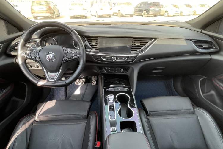 Used Buick Regal 2020 GS 28T Elite Model
