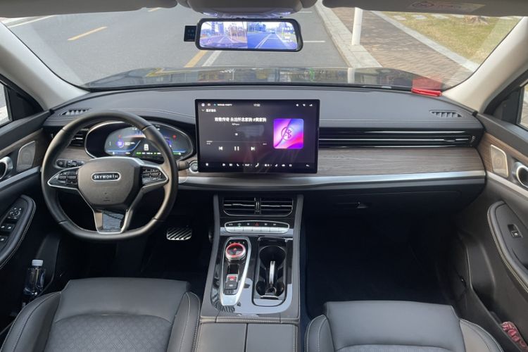 Used Skyworth HT-i 2024 1.5L PHEV 115KM Prestige Edition
