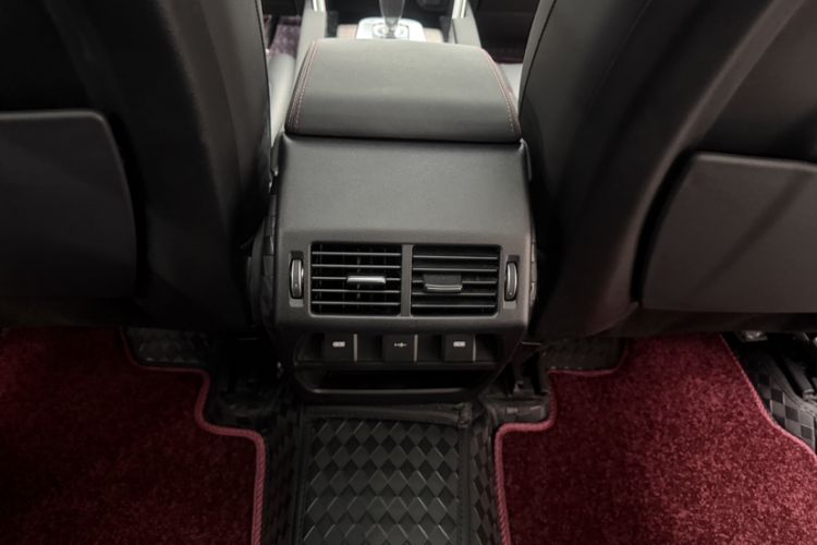 Used Land Rover Discovery Sport 2020 249 PS R-Dynamic Performance Edition