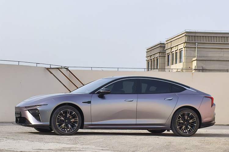 Used NETA S 2024 Pure Electric 520km Rear-Drive AR-HUD Version
