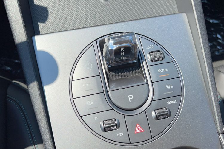 Used BYD Seal 06 New Energy 2025 DM-i Smart Drive 80KM Luxury Model
