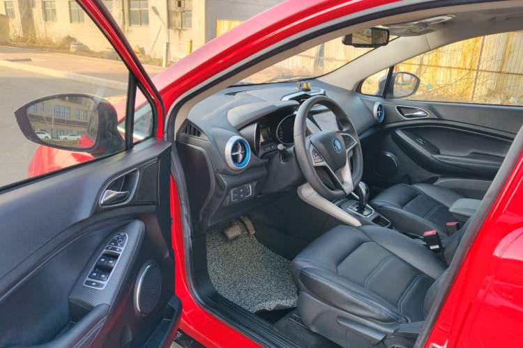 Used BYD Yuan New Energy 2018 EV360 Smart Connect Cool Edition