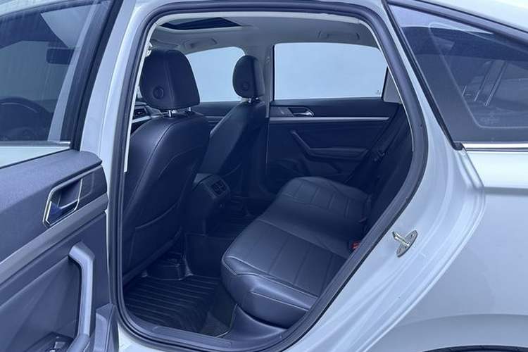 Used Volkswagen Lavida 2021 1.5L Automatic Comfort Edition
