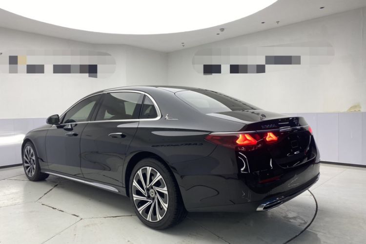 Used Mercedes-Benz E-Class 2024 Facelift E 300 L Luxury Edition