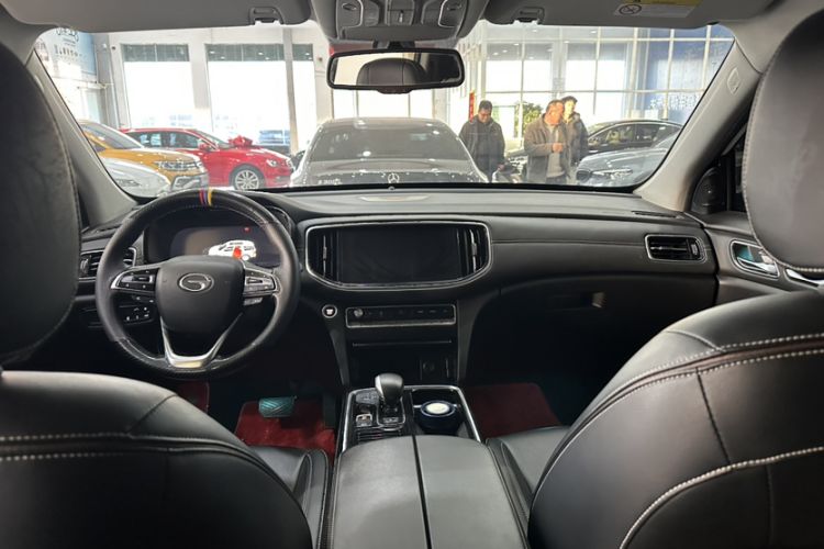 Used GAC Trumpchi GS8 2020 390T Two-Wheel Drive Luxury Smart Connectivity Commemorative Edition (7 Seats)
