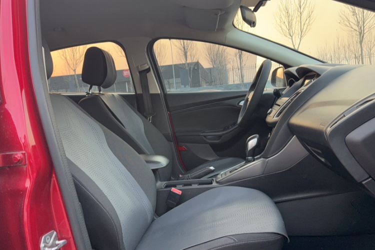 Used Ford Focus 2015 Hatchback 1.6L Automatic Comfort Model