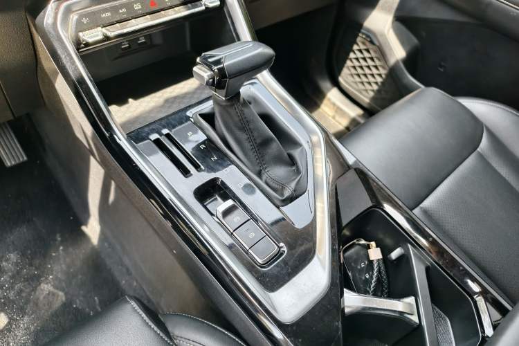 Used Wuling Asta 2021 1.5T CVT Starlight Edition
