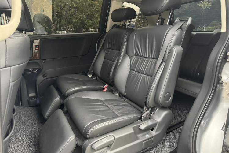 Used Honda Odyssey 2015 Updated Version 2.4L Smart Edition
