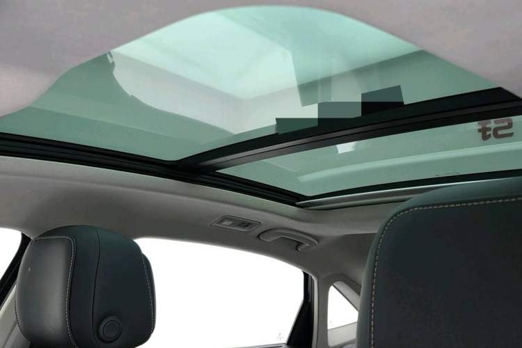 Used Volkswagen Passat 2019 330TSI Luxury Edition China VI Standard
