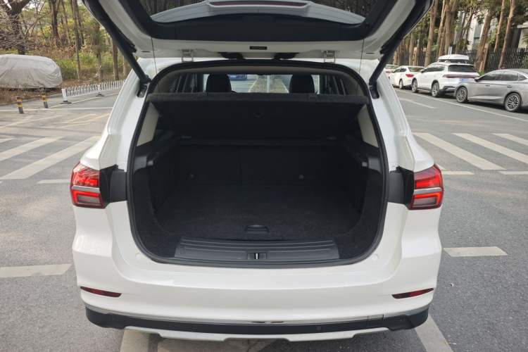 Used Roewe RX5 New Energy 2017 eRX5 50T Hybrid Connected Prestige Flagship Edition
