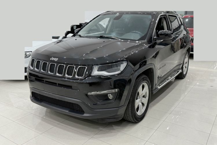 Used  Compass 2017 200T Automatic Family Edition