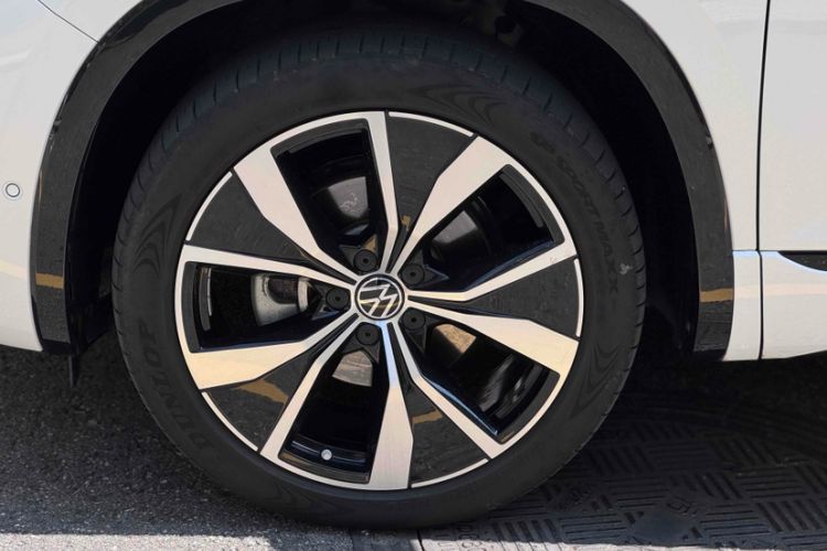 Used Volkswagen Tayron X 2023 Revised 380TSI Four-Wheel Drive Flagship Smart Edition
