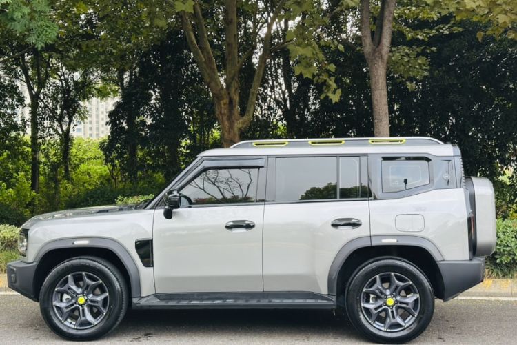 Used Jetour Traveler 2023 2.0T All-Wheel-Drive CrossPRO
