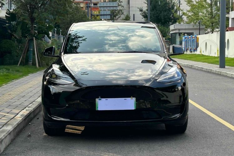 Used Tesla Model Y 2022 Rear-Wheel-Drive Version
