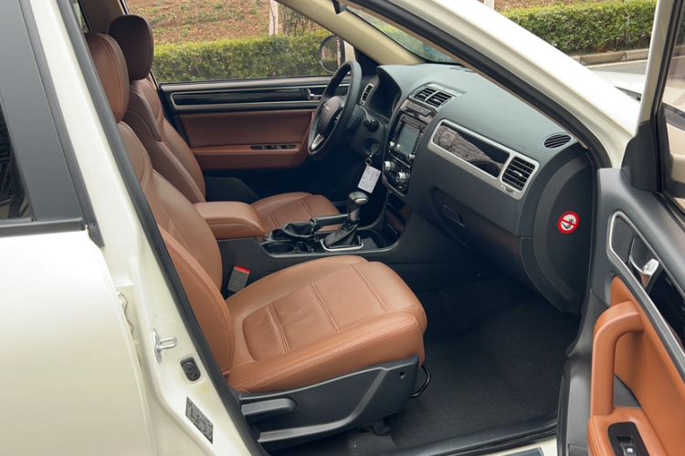 Used Yema T70 2015 Revised 1.8T CVT Elegant Version