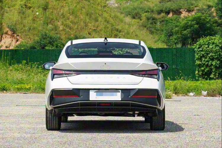 Used Hyundai Elantra 2023 1.5L CVT GLX Elite Edition