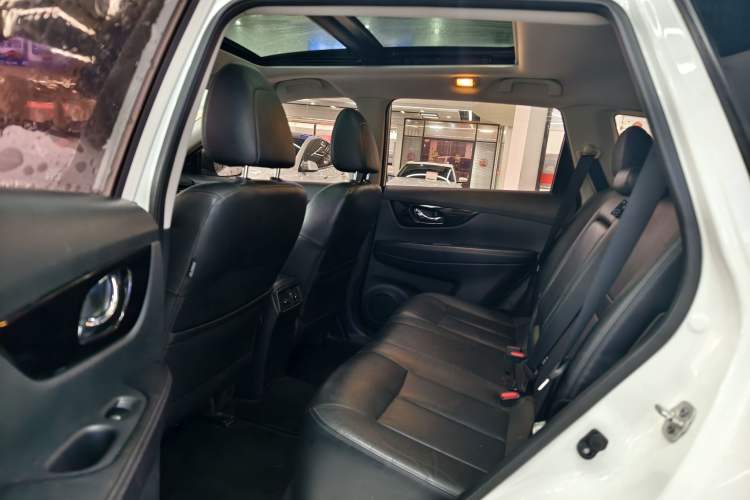 Used Nissan X-Trail 2019 2.0L CVT Smart Connect Comfort Edition 2WD