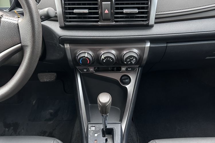 Used Toyota YARiS L 2015 1.5E Automatic Charm Edition