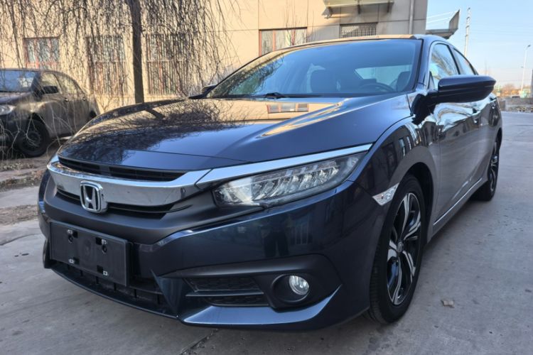 Used Honda Civic 2016 220TURBO CVT Prestige Edition
