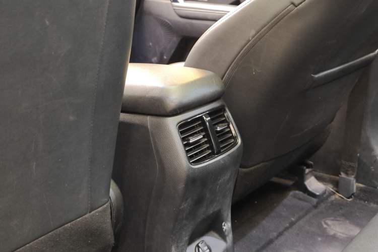 Used Kia Sportage R 2018 2.0L Automatic Smart Luxury Version China V Standard
