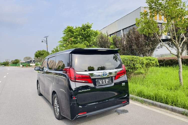 Used Toyota Alphard 2019 Dual-Engine 2.5L Luxury Edition
