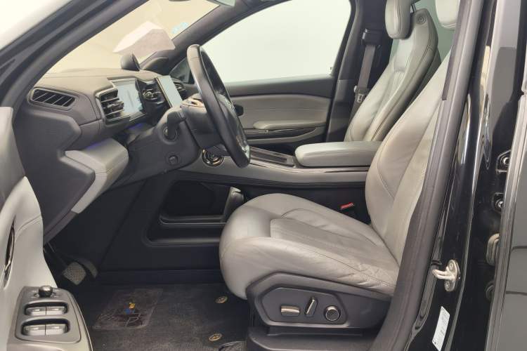 Used Nio ES6 2019 430 km Performance Version
