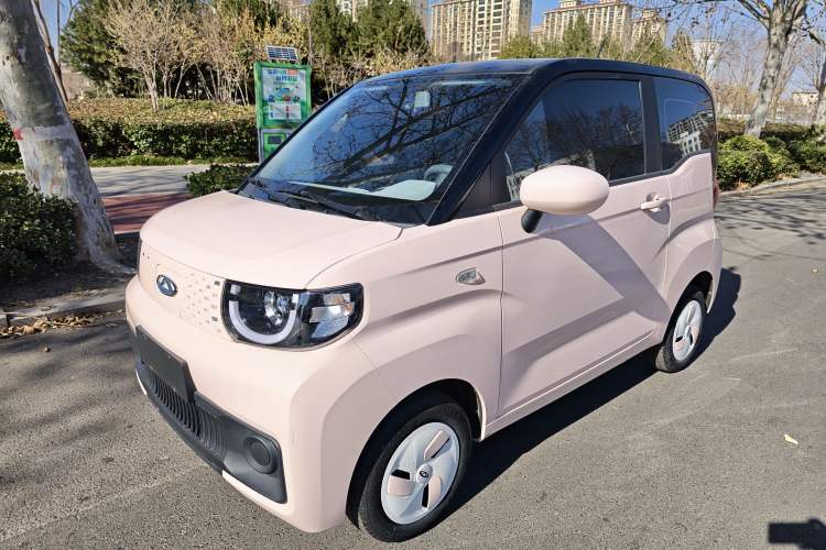 Used Chery QQ Ice Cream 2022 170km Sundae Phosphate Lithium-Ion