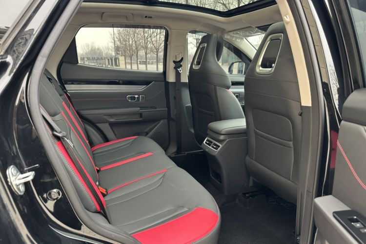 Used JETOUR Dashing 2025 1.5T DCT Youth UP
