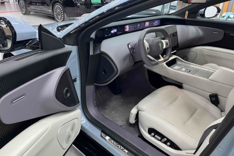 Used  12 2023 650 Three-Laser Four-Wheel Drive Performance Edition
