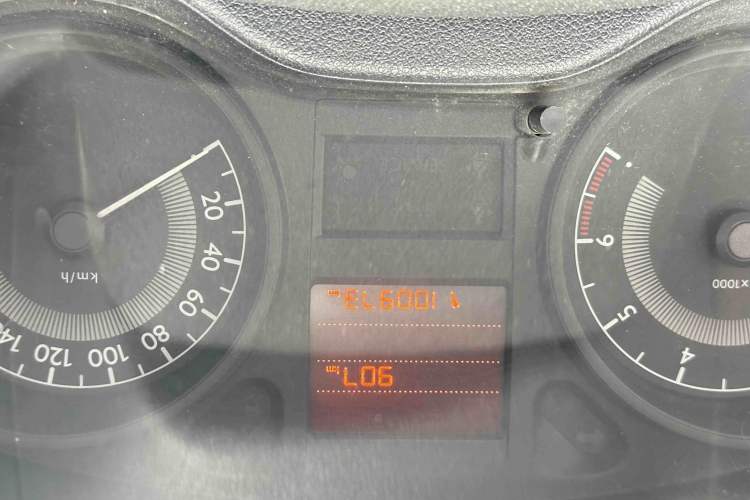 Used Peugeot 301 2014 1.6L Automatic Comfort Edition