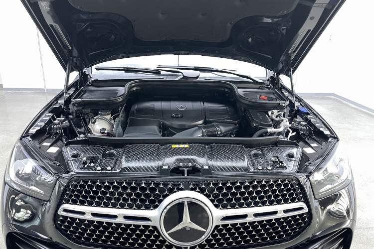 Used Mercedes-Benz GLE 2024 Refreshed GLE 350 4MATIC Stylish Edition
