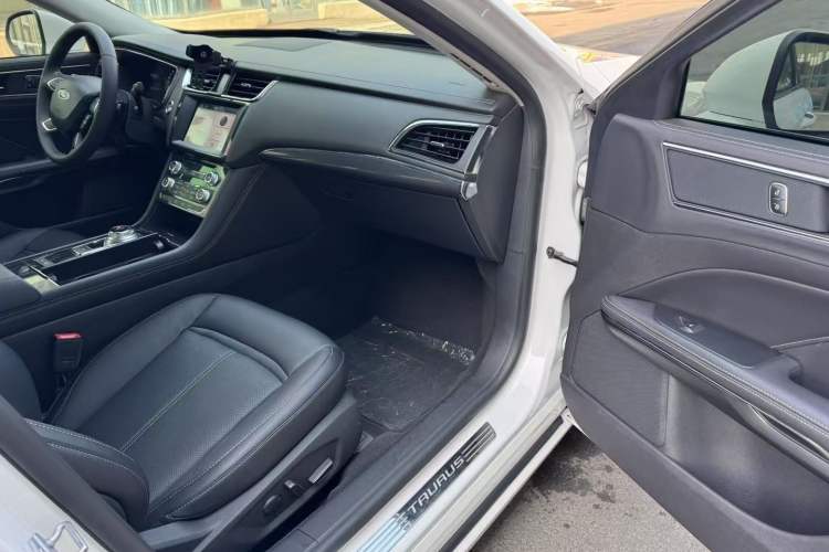 Used Ford Taurus 2018 EcoBoost 245 Fashion Edition China VI Standard
