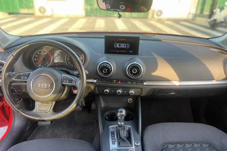 Used Audi A3 2016 Limousine 35 TFSI Prestige Edition
