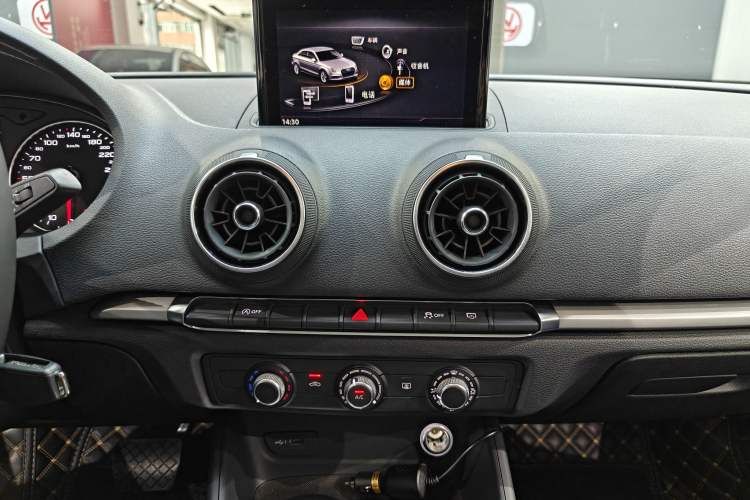 Used Audi A3 2020 Restyled Limousine 35 TFSI Ambition Version China VI
